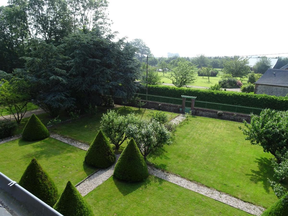 Le Clos Des Ifs Bed & Breakfast